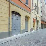 Appartamento Stylish Loft With Private Garage Near Ghirlandina Modena