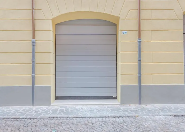 Apartamento Stylish Loft With Private Garage Near Ghirlandina Modena