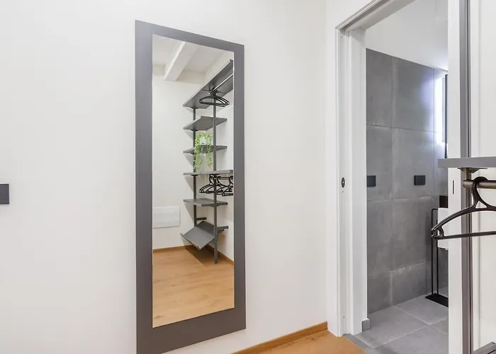 Apartamento Stylish Loft With Private Garage Near Ghirlandina *