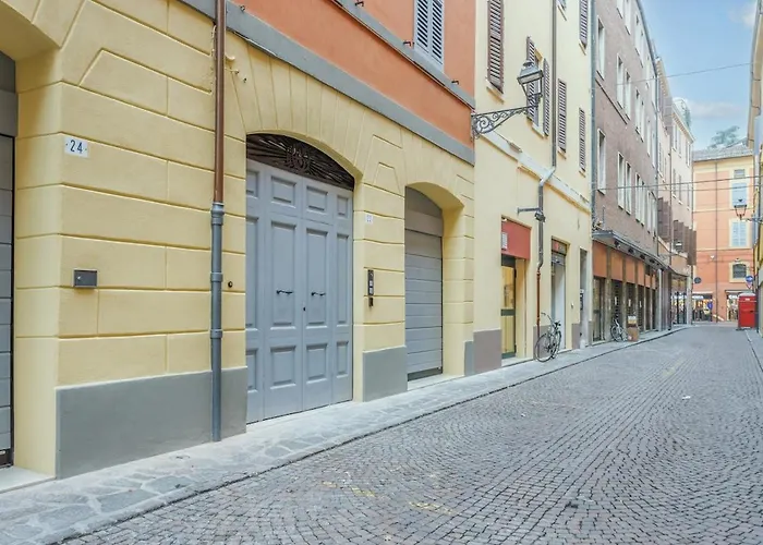 Apartamento Stylish Loft With Private Garage Near Ghirlandina Modena